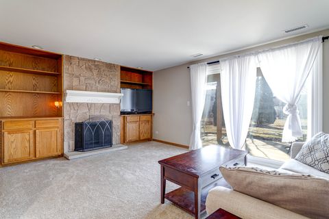 Tiny photo for 2325 Bayside Drive, Hanover Park, IL 60133 (MLS # 12555954)