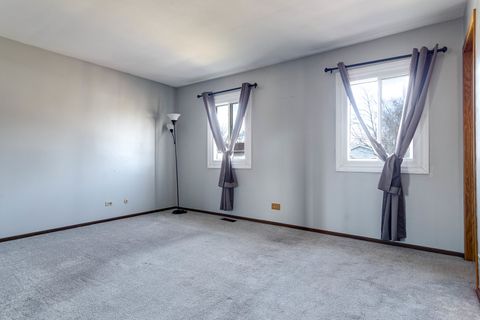 Tiny photo for 2325 Bayside Drive, Hanover Park, IL 60133 (MLS # 12555954)