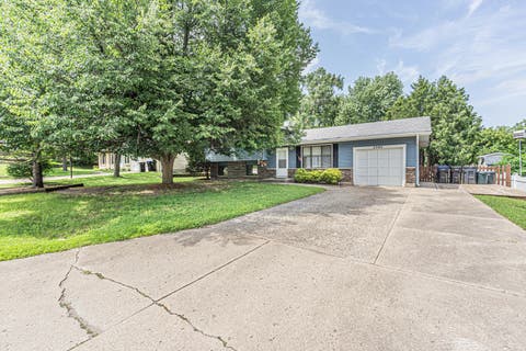 Tiny photo for 2504 W Fairview Lane, McHenry, IL 60051 (MLS # 12723648)