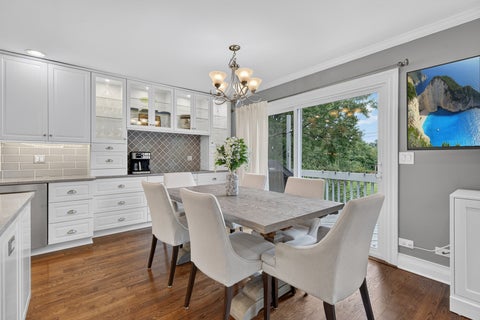 Tiny photo for 2S465 Barclay Place, Glen Ellyn, IL 60137 (MLS # 12734859)