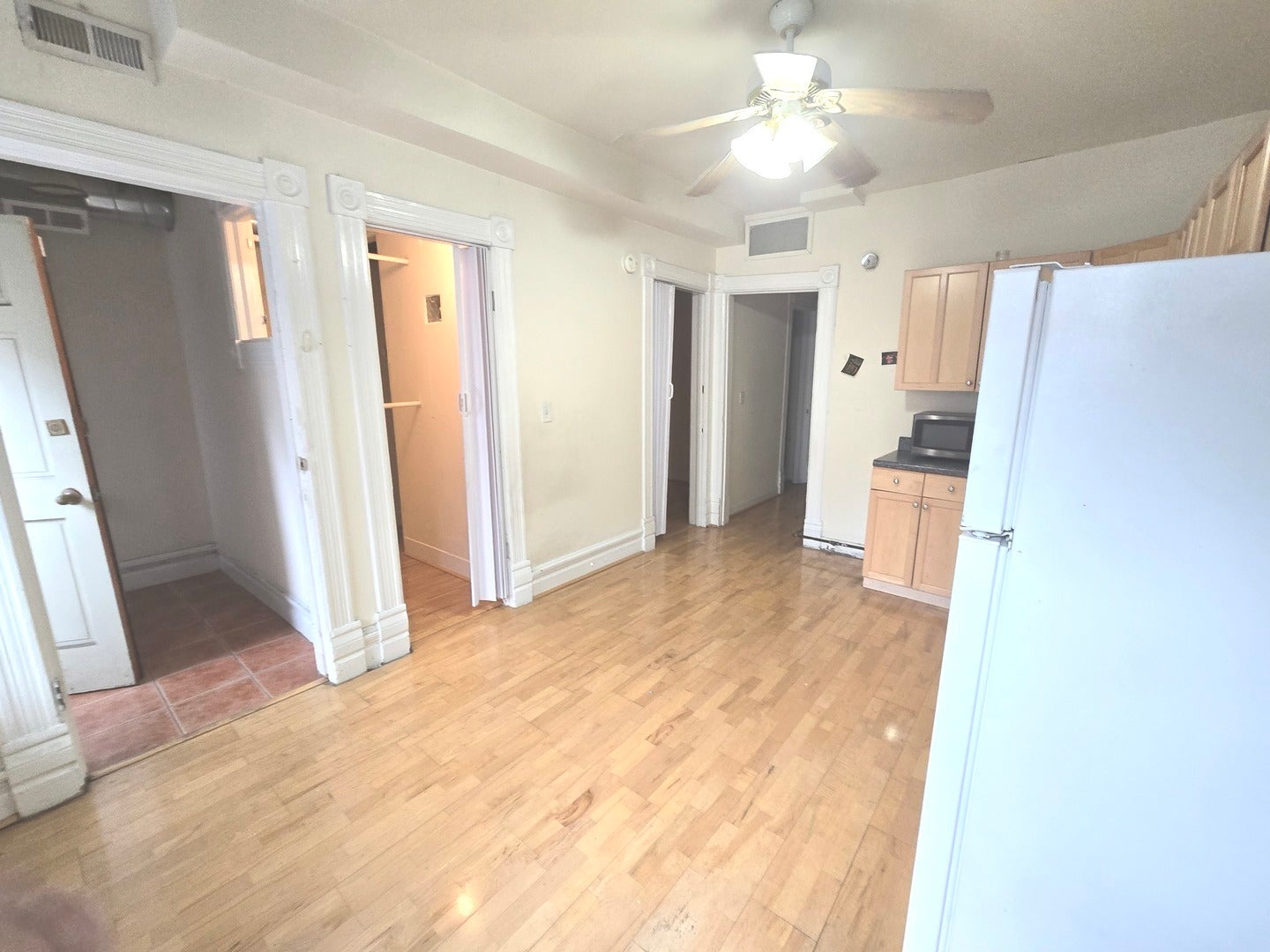 1736 W Beach Avenue G