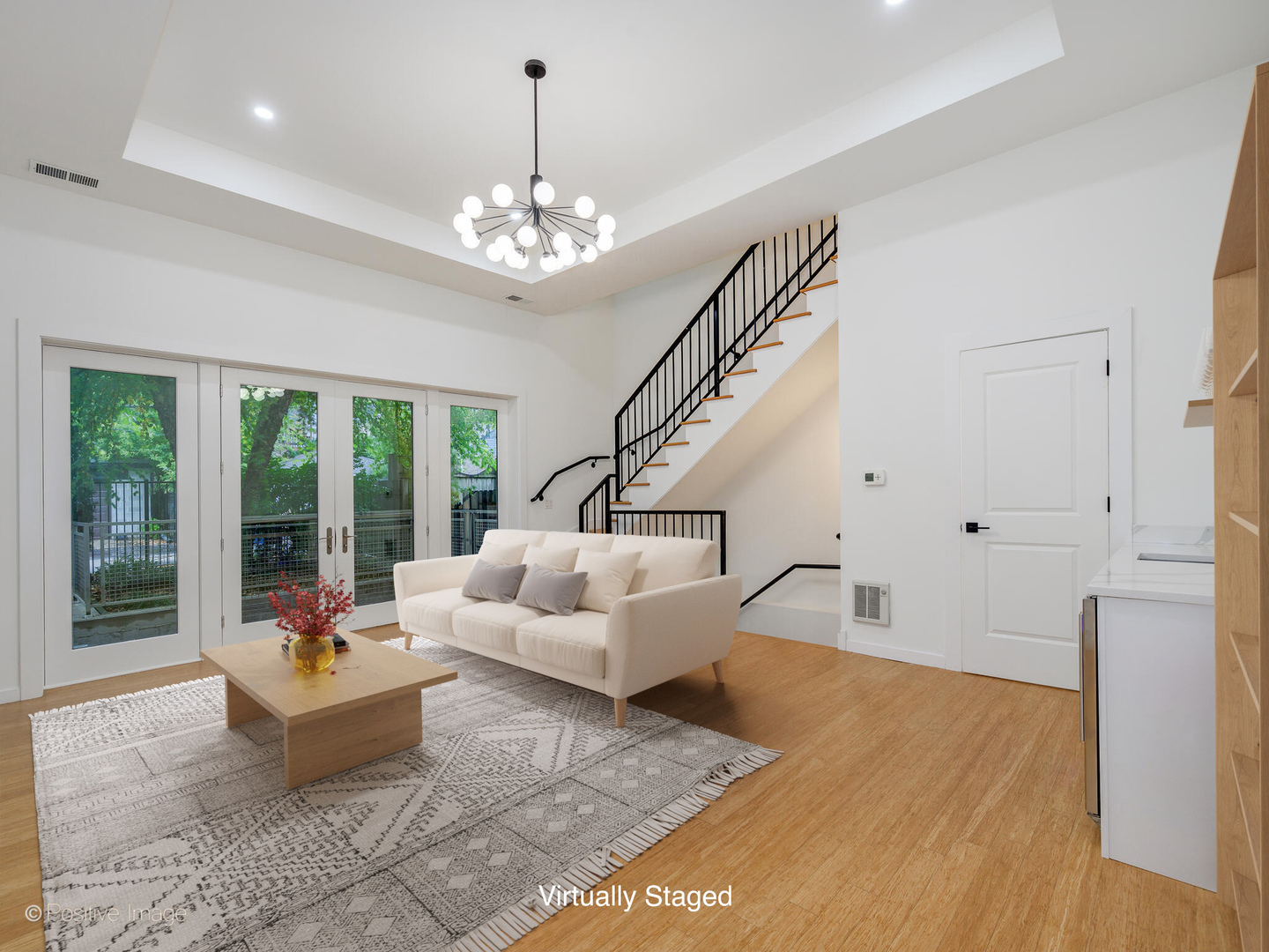 842 N Wolcott Avenue 4