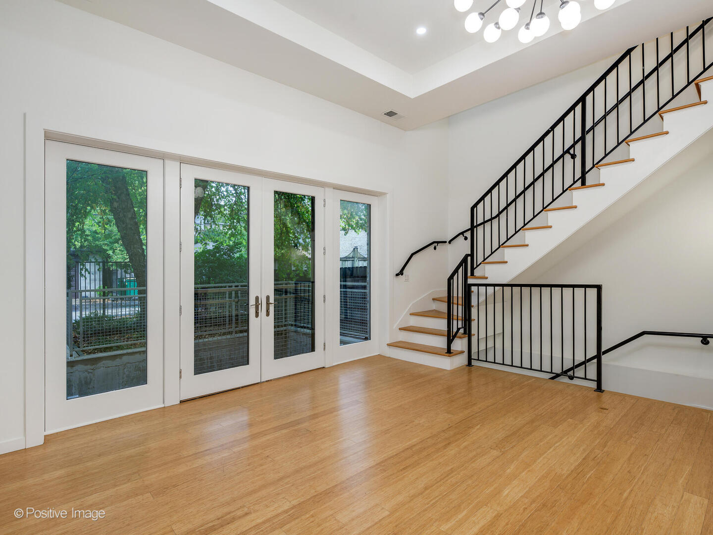 842 N Wolcott Avenue 4