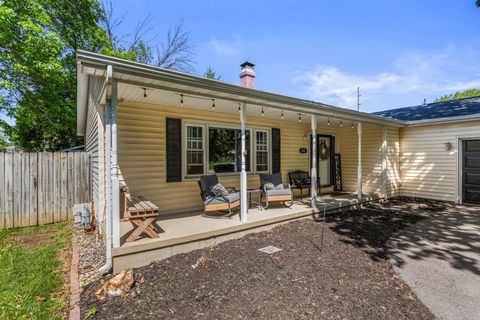Tiny photo for 401 Cedar Drive, Clinton, IL 61727 (MLS # 12627492)