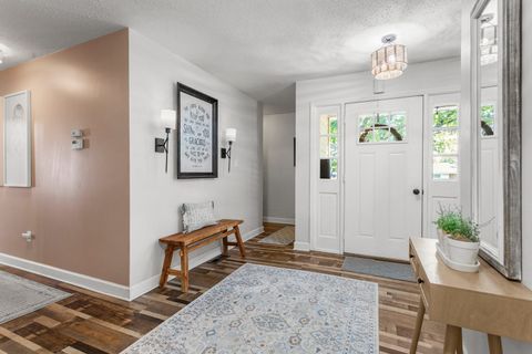 Tiny photo for 401 Cedar Drive, Clinton, IL 61727 (MLS # 12627492)