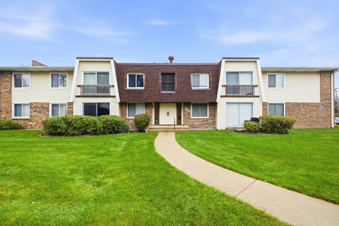 Photo of 3018 Roberts Drive #3, Woodridge, IL 60517 (MLS # 12776894)