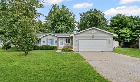 Photo of 502 Ridge Road, Philo, IL 61864 (MLS # 12465975)