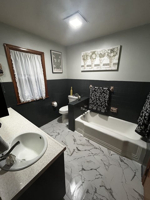 Tiny photo for 609 Elm Street, Carmi, IL 62821 (MLS # 12731886)