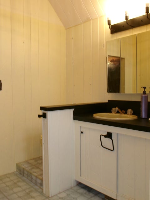 Tiny photo for 609 Elm Street, Carmi, IL 62821 (MLS # 12731886)