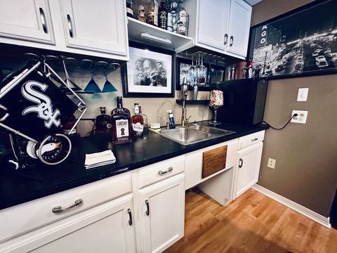 Tiny photo for 11534 Lake Shore Drive, Orland Park, IL 60467 (MLS # 12530598)