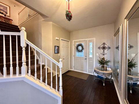 Tiny photo for 11534 Lake Shore Drive, Orland Park, IL 60467 (MLS # 12530598)