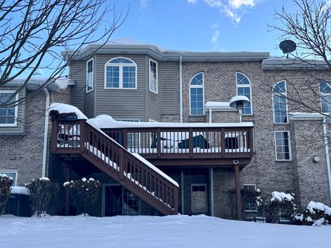 Tiny photo for 11534 Lake Shore Drive, Orland Park, IL 60467 (MLS # 12530598)