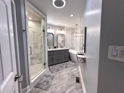 Tiny photo for 11534 Lake Shore Drive, Orland Park, IL 60467 (MLS # 12530598)