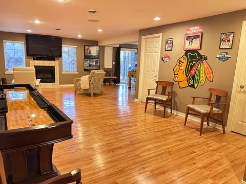 Tiny photo for 11534 Lake Shore Drive, Orland Park, IL 60467 (MLS # 12530598)