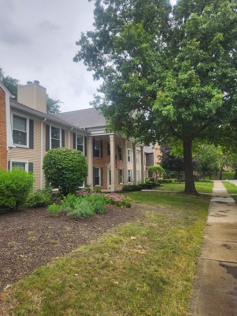 Tiny photo for 1066 Spring Garden Circle #66, Naperville, IL 60563 (MLS # 12468273)