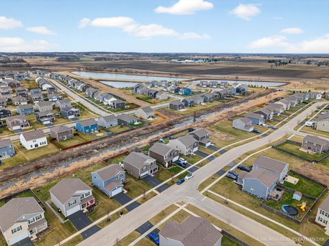 Tiny photo for Pingree Grove, IL 60140 (MLS # 12596576)