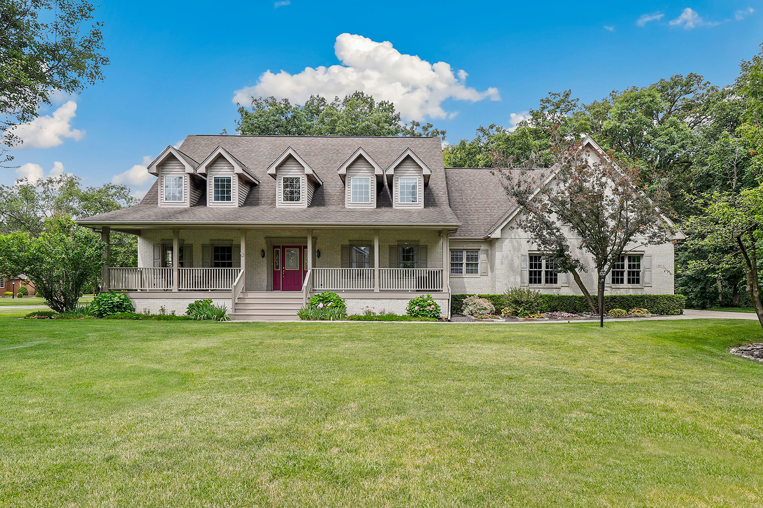 Listing image 1