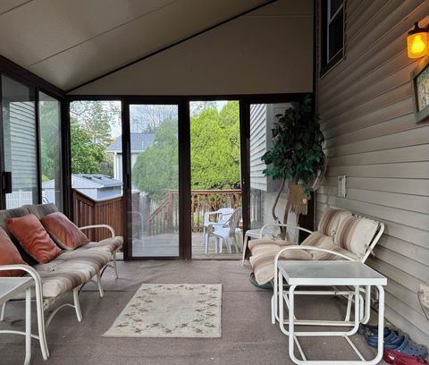 Tiny photo for 416 Trinity Court, Buffalo Grove, IL 60089 (MLS # 12534701)