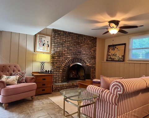 Tiny photo for 416 Trinity Court, Buffalo Grove, IL 60089 (MLS # 12534701)