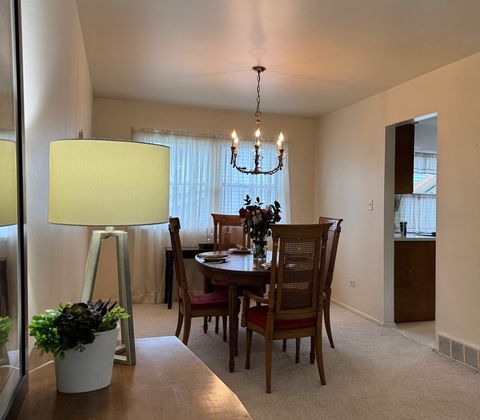 Tiny photo for 416 Trinity Court, Buffalo Grove, IL 60089 (MLS # 12534701)