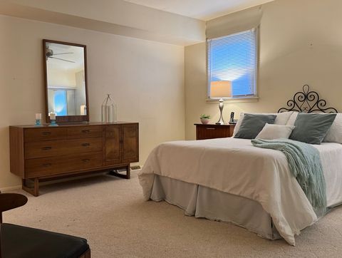 Tiny photo for 416 Trinity Court, Buffalo Grove, IL 60089 (MLS # 12534701)