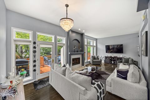 Tiny photo for 842 N Maple Avenue, Palatine, IL 60067 (MLS # 12481385)