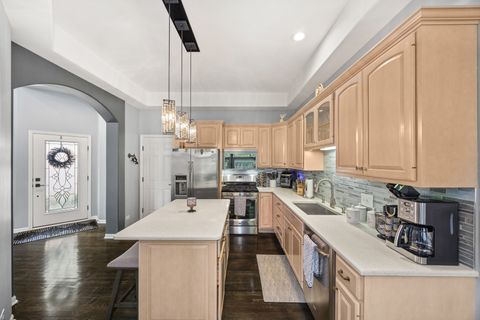 Tiny photo for 842 N Maple Avenue, Palatine, IL 60067 (MLS # 12481385)