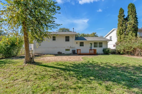 Tiny photo for 3303 S Hampton Drive, Bettendorf, IA 52722 (MLS # 12792116)