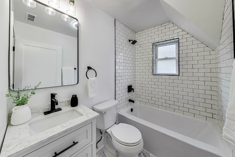Tiny photo for 4534 N Saint Louis Avenue, Chicago, IL 60625 (MLS # 12488799)