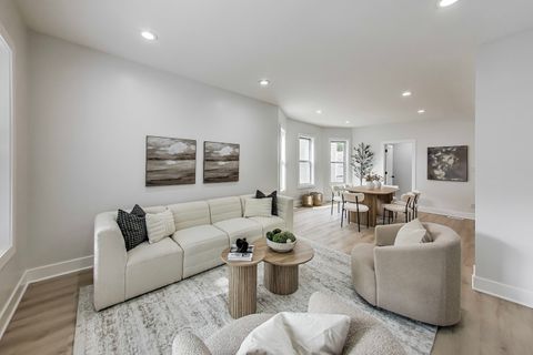 Tiny photo for 4534 N Saint Louis Avenue, Chicago, IL 60625 (MLS # 12488799)