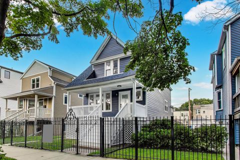 Tiny photo for 4534 N Saint Louis Avenue, Chicago, IL 60625 (MLS # 12488799)