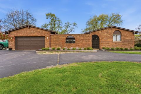 Photo of 24262 W Rose Avenue, Lake Zurich, IL 60047 (MLS # 12626274)