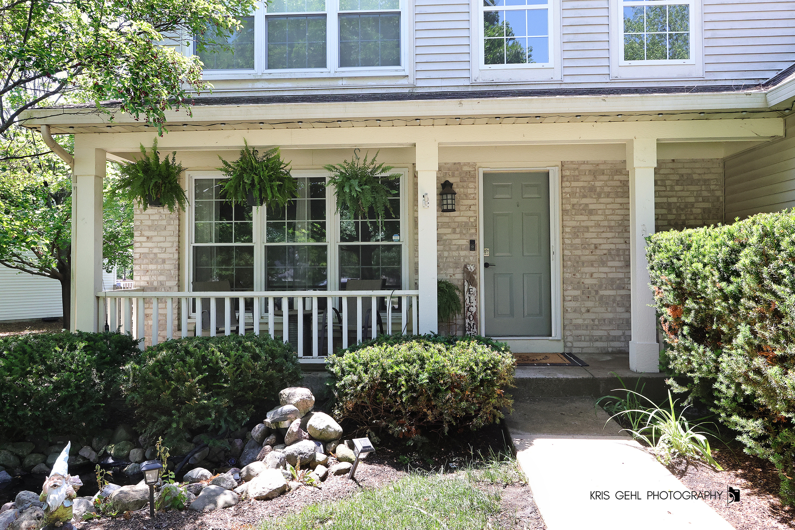 1115 E FOX CHASE Drive