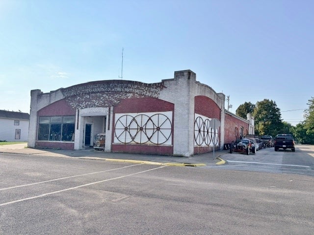 201 E Exchange Street
