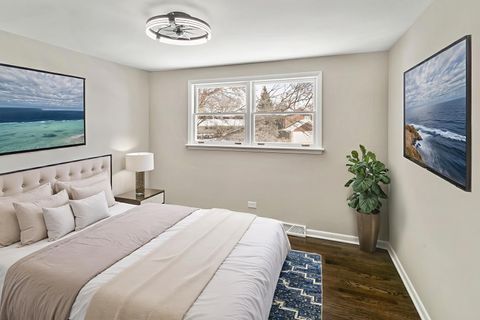 Tiny photo for 9204 Kedvale Avenue, Oak Lawn, IL 60453 (MLS # 12591432)