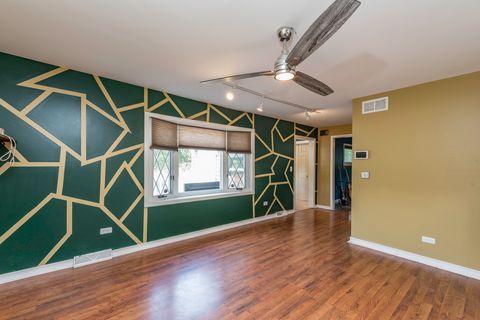 Tiny photo for 12655 W Warner Street, Beach Park, IL 60087 (MLS # 12479591)