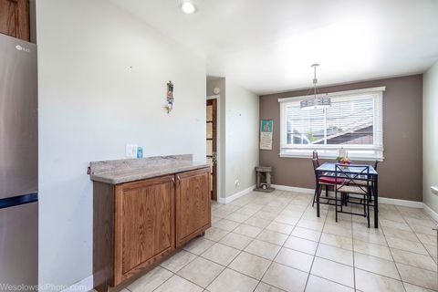 Tiny photo for 8405 Melvina Avenue, Burbank, IL 60459 (MLS # 12485912)