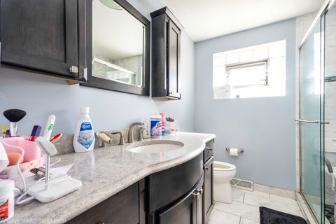 Tiny photo for 8405 Melvina Avenue, Burbank, IL 60459 (MLS # 12485912)