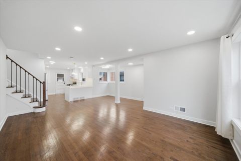 Tiny photo for 3829 W Chase Avenue, Lincolnwood, IL 60712 (MLS # 12584040)