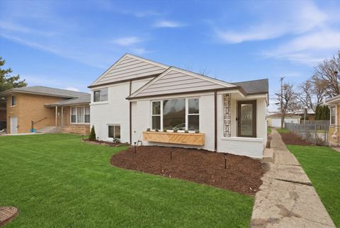 3829 W Chase Avenue Lincolnwood IL 60712