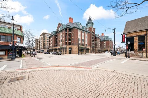 Tiny photo for 515 S Chestnut Avenue, Arlington Heights, IL 60005 (MLS # 12584434)