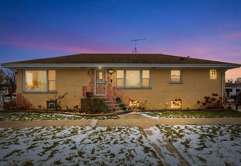 4724 N Ozark Avenue, Norridge, IL 60706 - #: 12541095