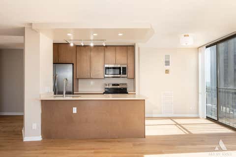 Tiny photo for 345 W Fullerton Parkway #1205, Chicago, IL 60614 (MLS # 12714113)