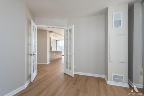 Tiny photo for 345 W Fullerton Parkway #1205, Chicago, IL 60614 (MLS # 12714113)