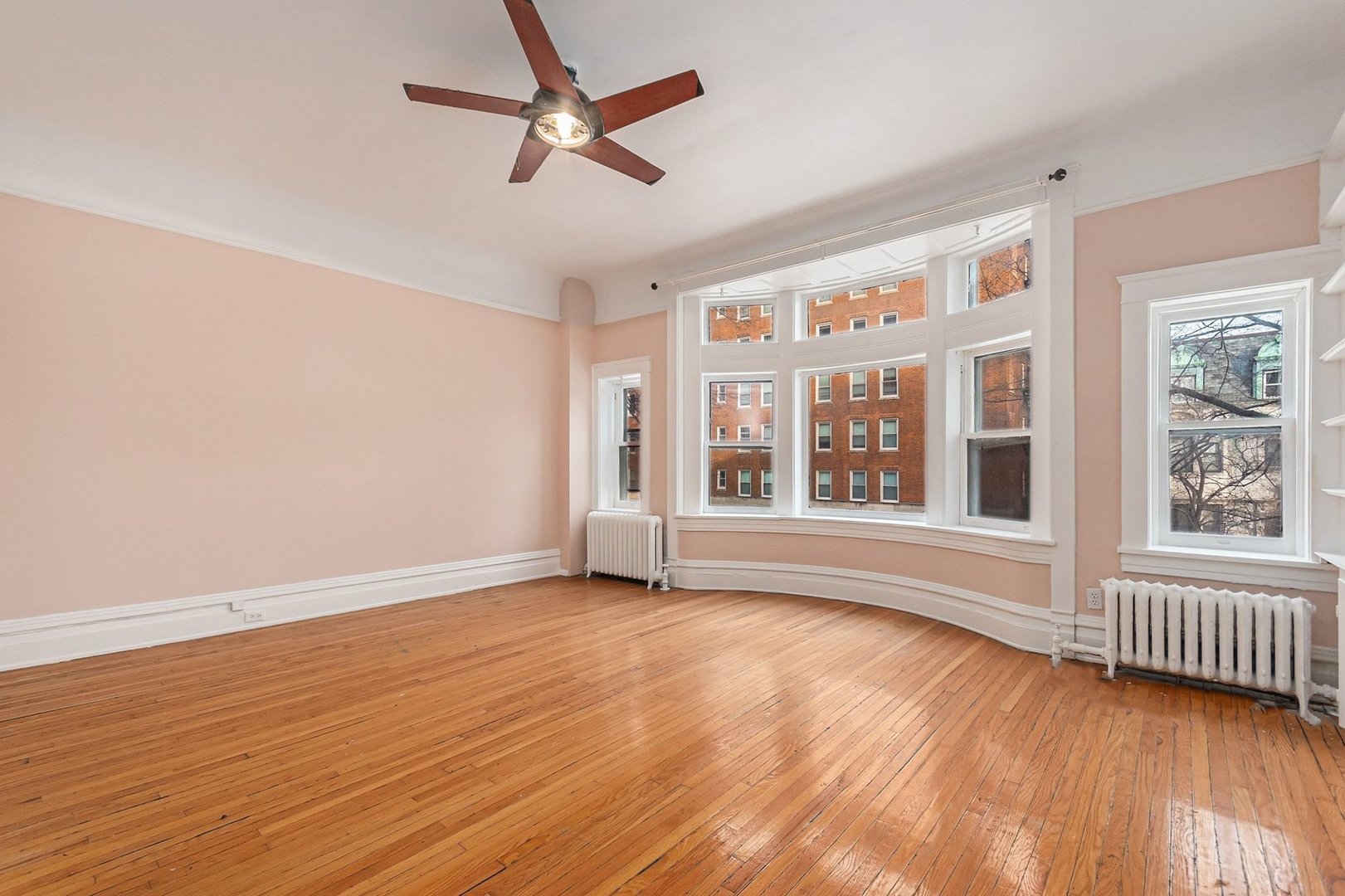 5114 S Dorchester Avenue