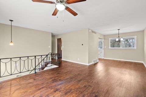 Tiny photo for 153 SW Camelot Way, Bolingbrook, IL 60440 (MLS # 12578768)