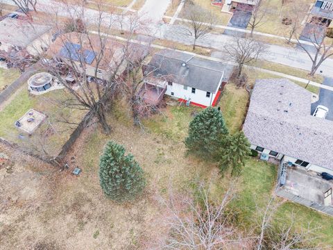Tiny photo for 153 SW Camelot Way, Bolingbrook, IL 60440 (MLS # 12578768)