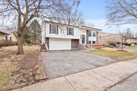 Tiny photo for 153 SW Camelot Way, Bolingbrook, IL 60440 (MLS # 12578768)