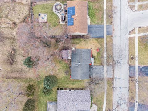 Tiny photo for 153 SW Camelot Way, Bolingbrook, IL 60440 (MLS # 12578768)