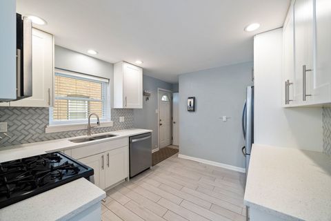 Tiny photo for 9636 S TROY Avenue, Evergreen Park, IL 60805 (MLS # 12633986)